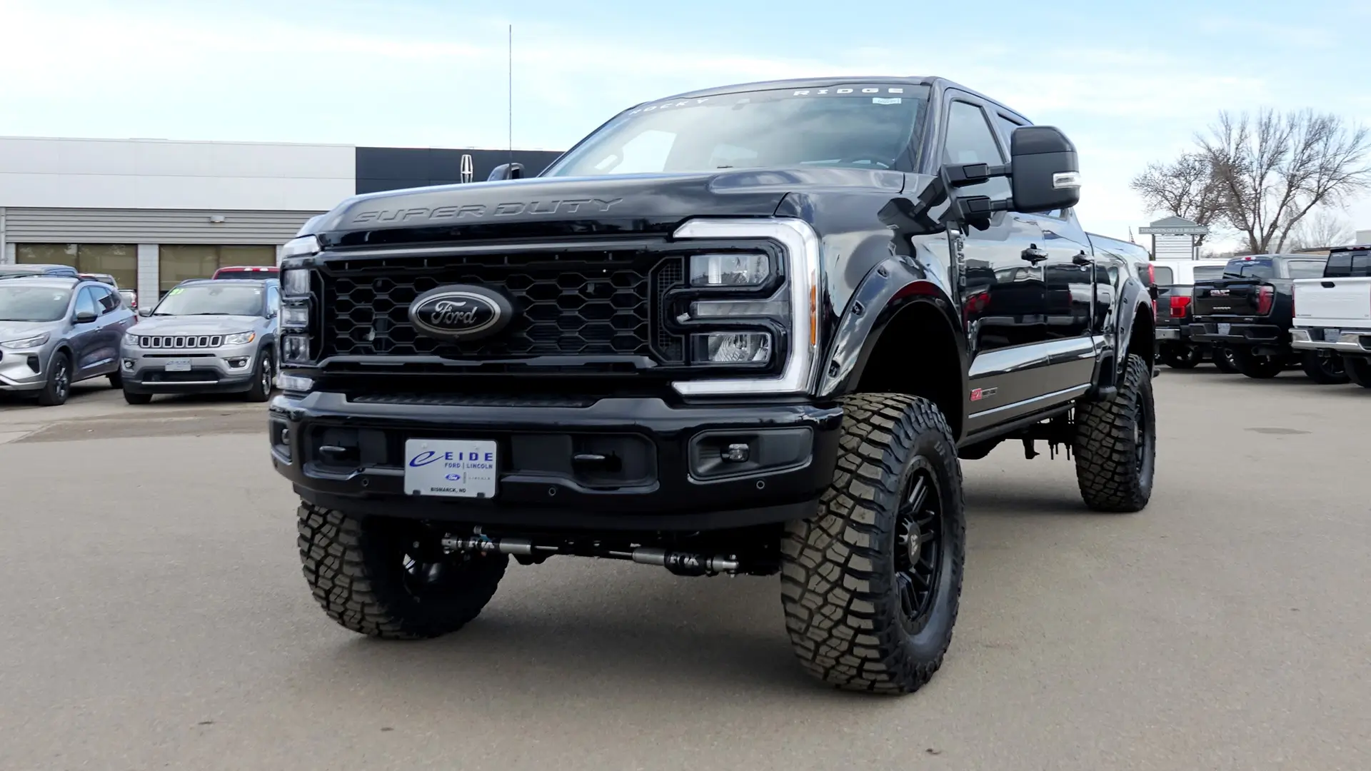 F-250 Black Exterior View 5